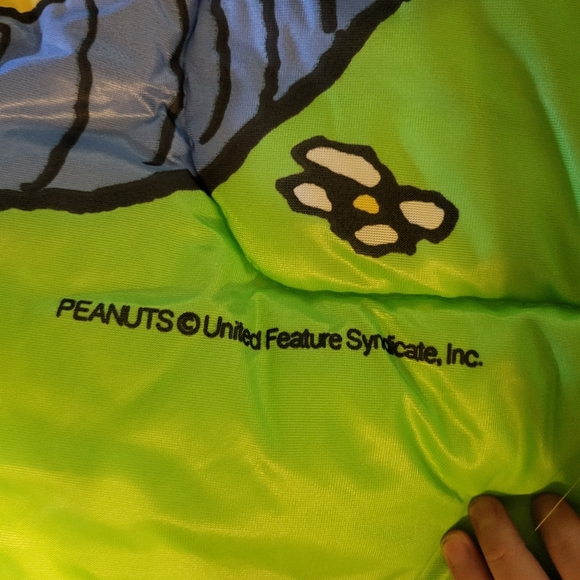 Vintage Snoopy in red shoe Peanuts twin sized comforter blanket 62" x 86" - Picture 5 of 6